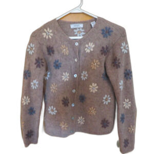 Vintage Lord & Taylor 100% Wool Flower Cardigan Sweater Size Petite Small